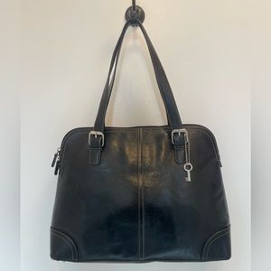 Fossil shoulder bowling bag. Large genuine leather.